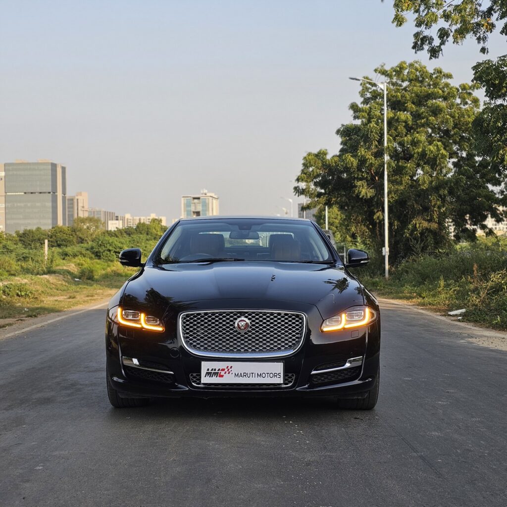 Jaguar XJL V6 Portfolio 1