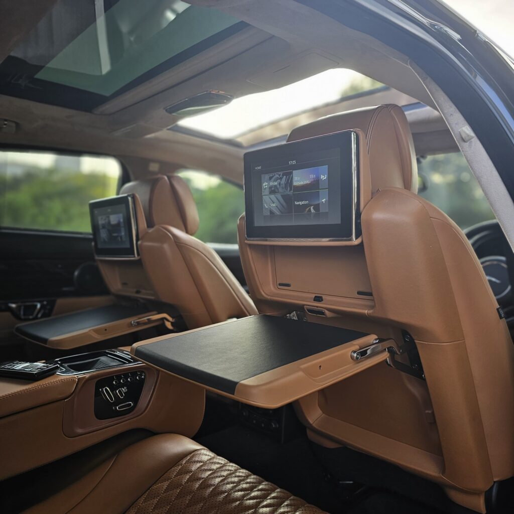 Jaguar XJL V6 Portfolio 2