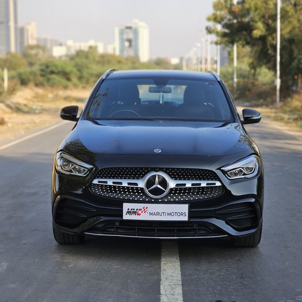 Mercedes Benz Gla220d 4 matic1
