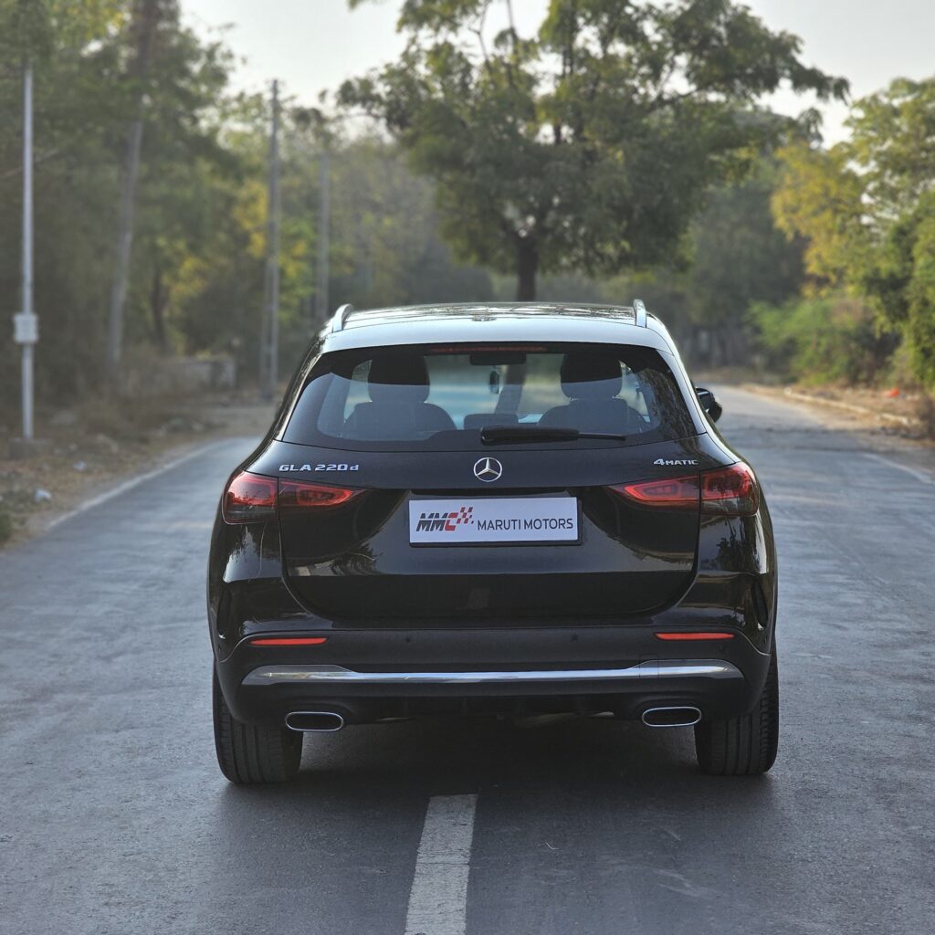 Mercedes Benz Gla220d 4 matic6