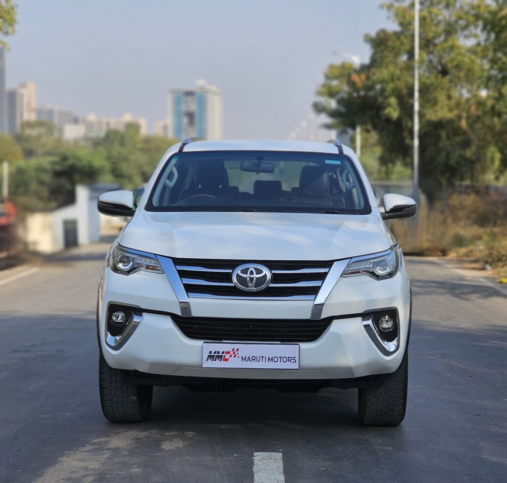 Toyota Fortuner 4X2 1