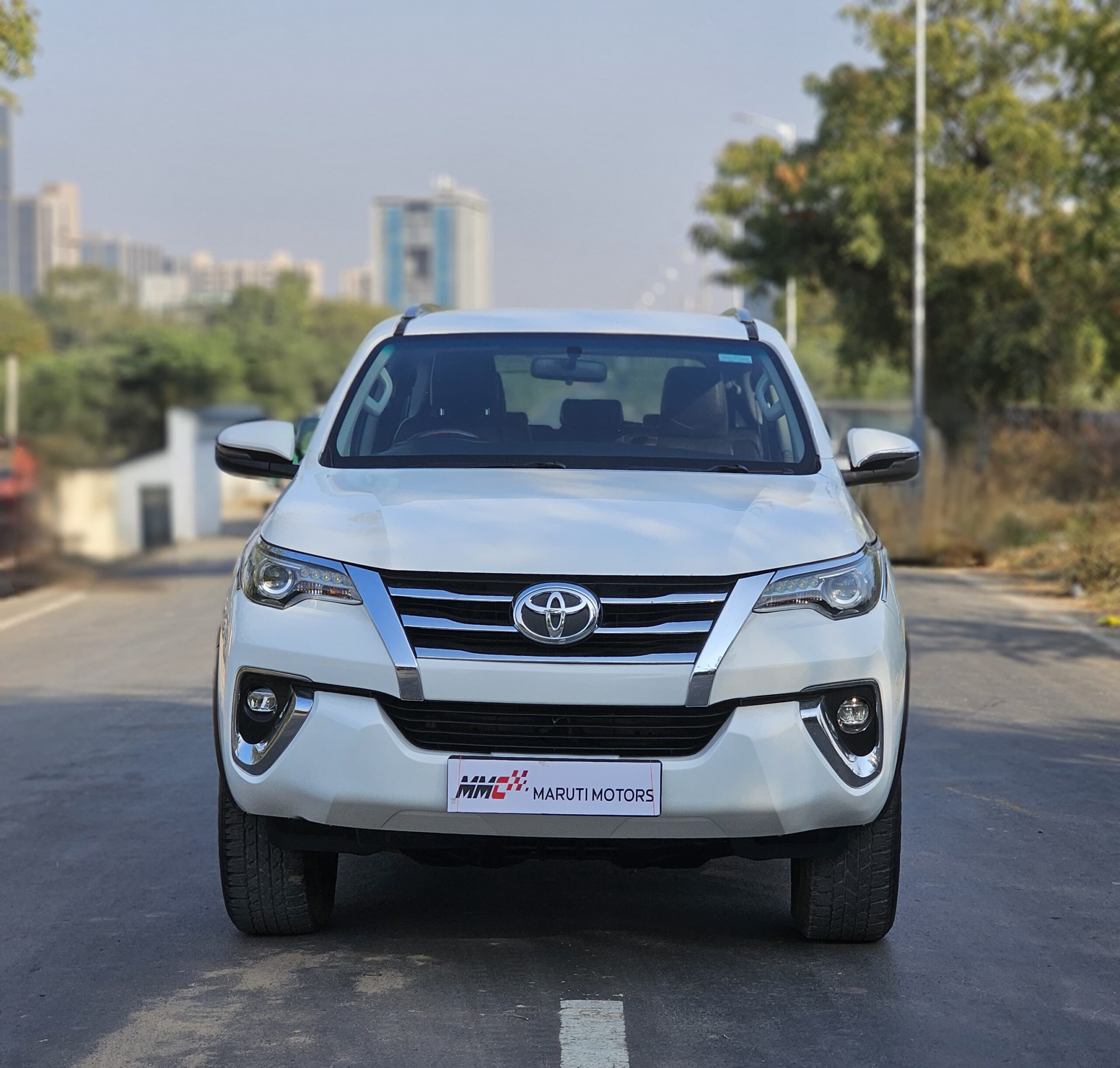 Toyota Fortuner 4X2 1
