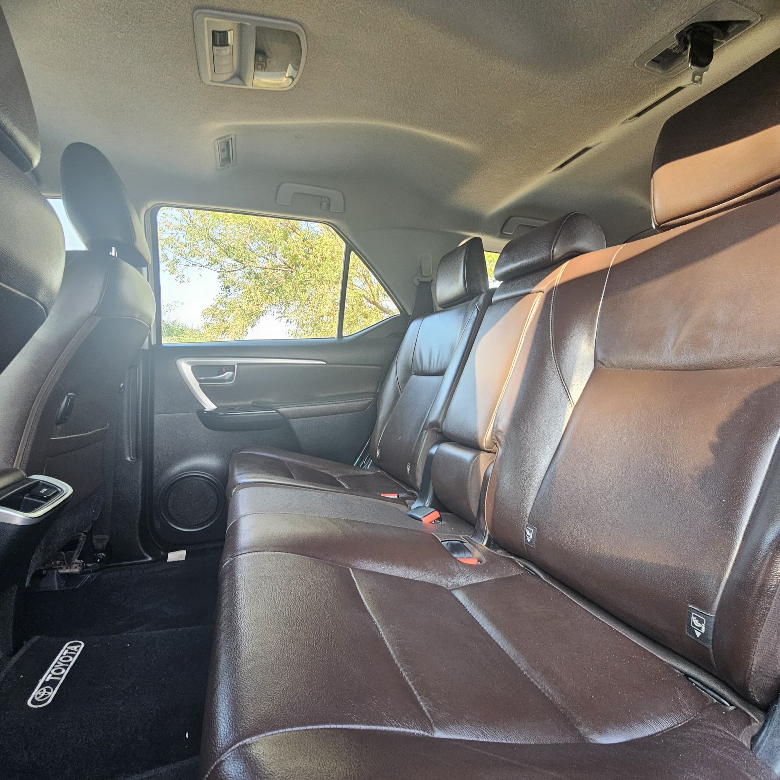 Toyota Fortuner 4X2 4