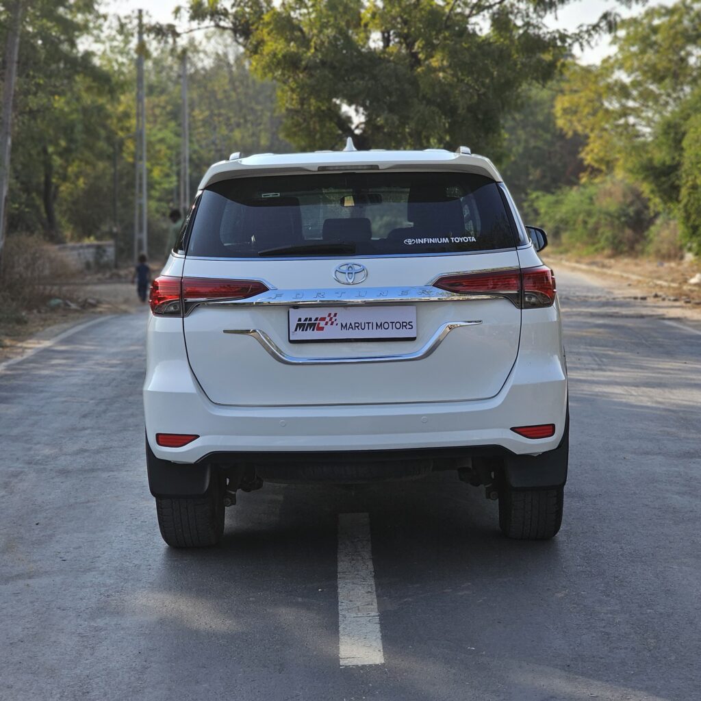 Toyota Fortuner 4X2 6